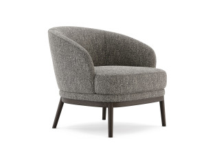 Тканевое кресло с подлокотниками