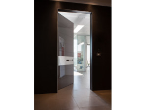 Полированная стеклянная бронированная входная дверь