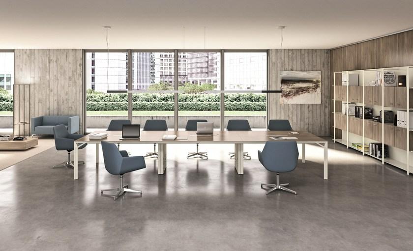 Quadrifoglio Поворотное кресло руководителя из ткани с 4-мя спицами и подлокотниками Dune sun-id-1507499 - Вид №1