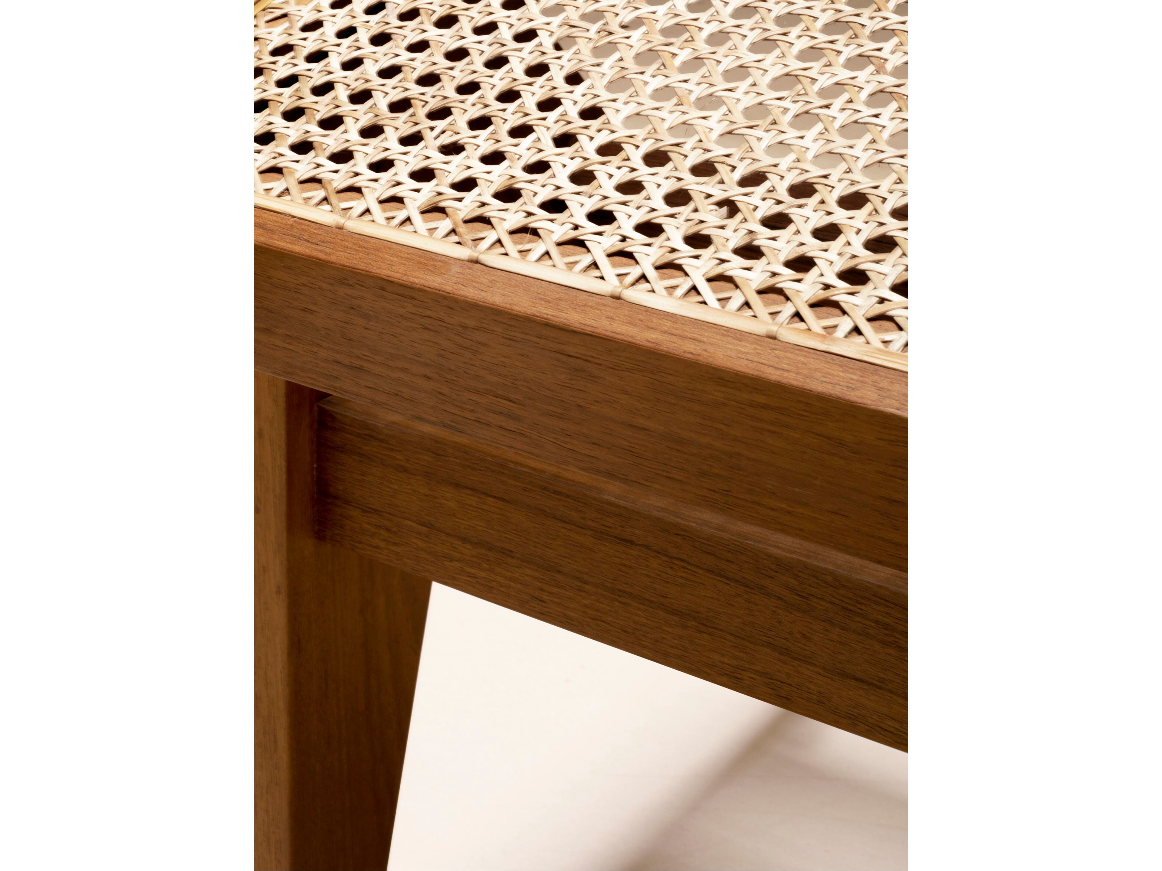 Стул из тикового дерева без подлокотников Phantom Hands Project Chandigarh ARCH-00017432 - Вид №3