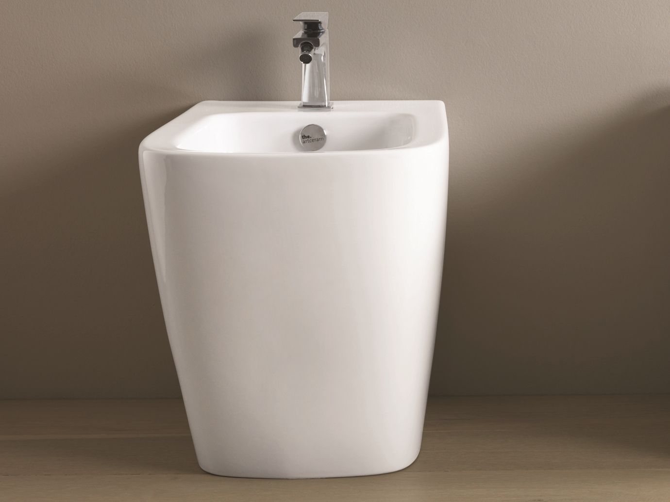 Напольное керамическое биде ArtCeram A16 ARCH-00100557