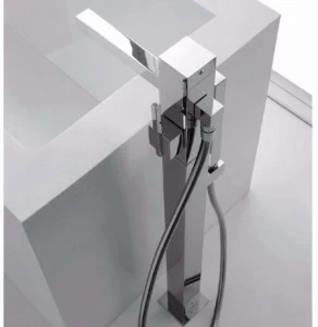 ZAZZERI Смеситель для ванны однорычажный напольный Soqquadro