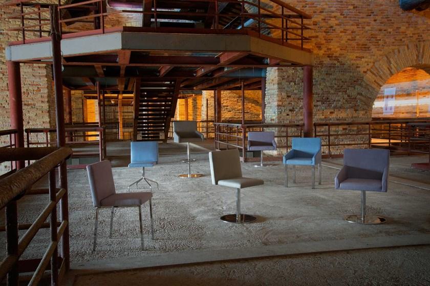 Domingo Salotti Мягкое кресло в современном стиле для залов ожидания Kelly sun-id-1401535 - Вид №1