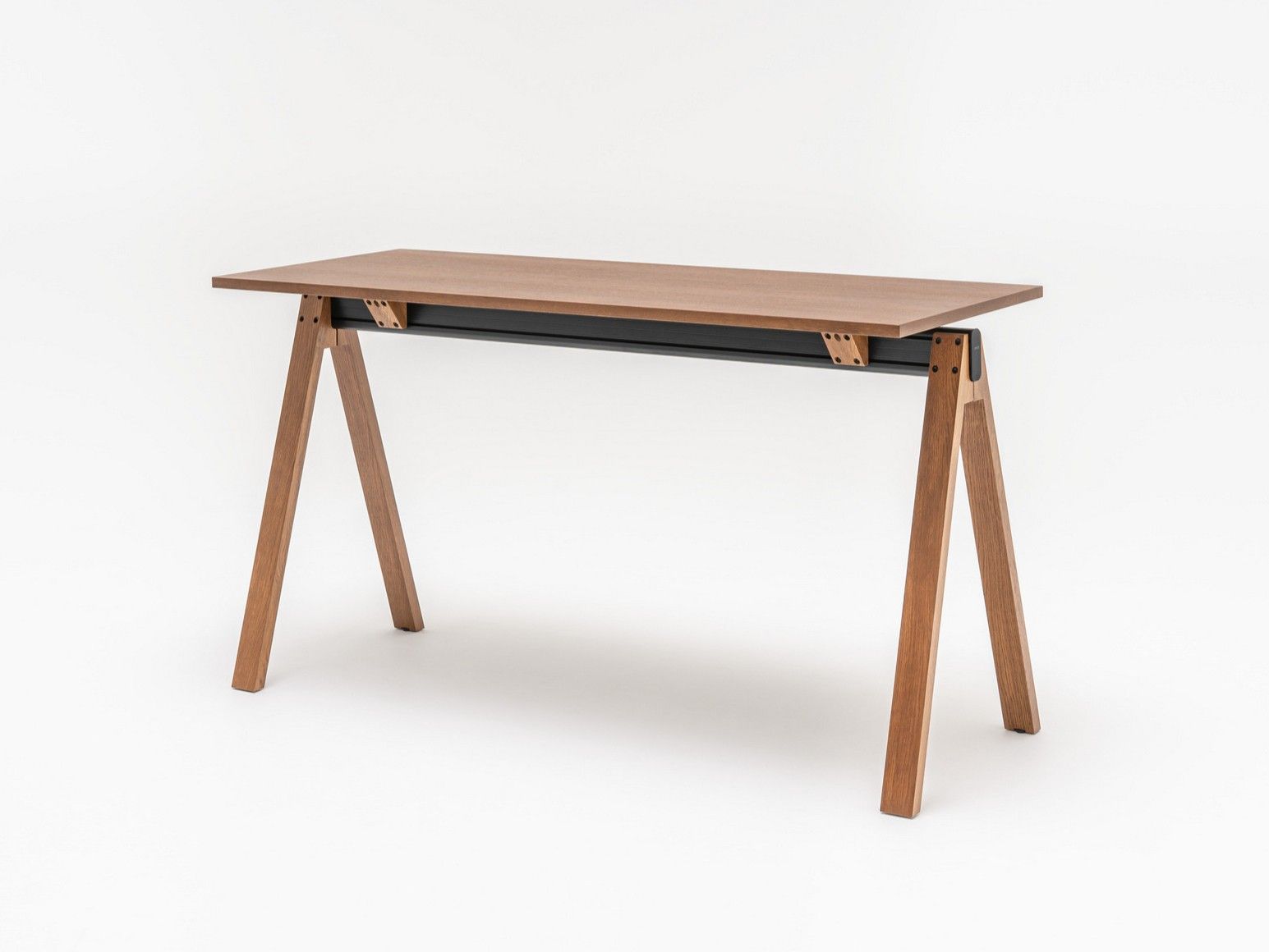 Высокий деревянный прямоугольный стол для совещаний MDD Viga ARCH-00038341