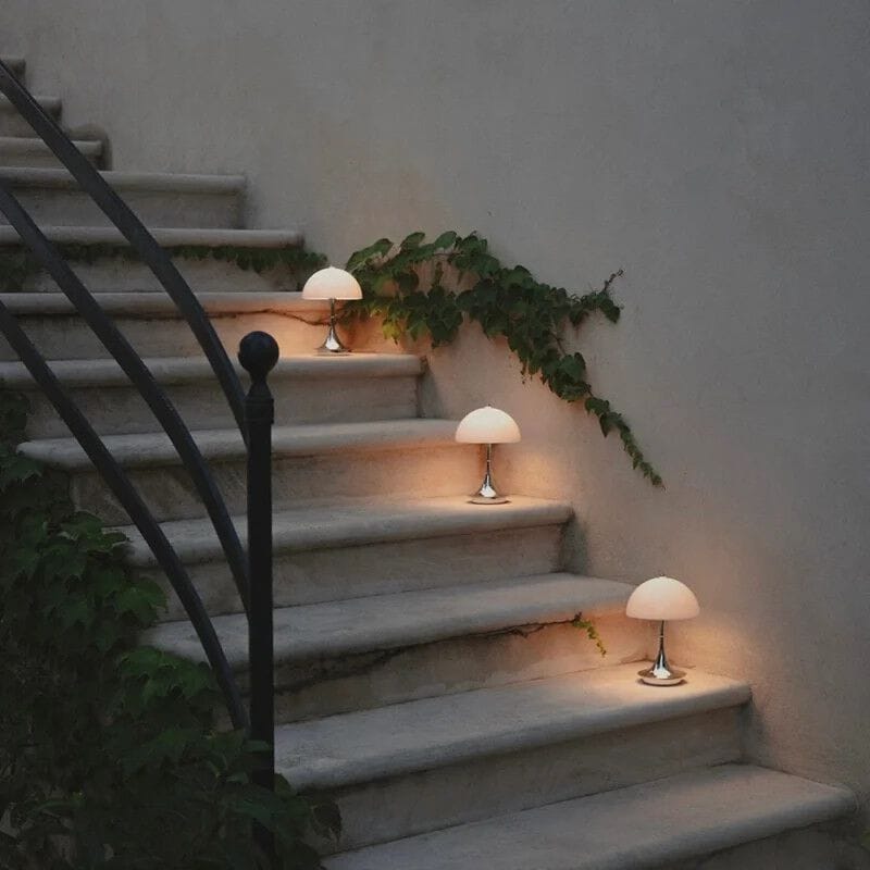 Настольная лампа с USB-зарядкой In Stock Louis Poulsen ARCH-00137332 - Вид №3