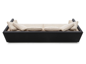 4-местный тканевый диван с деревянным каркасом