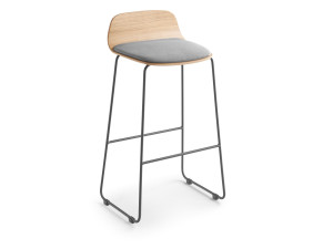 Деревянный табурет с сиденьем с мягкой подкладкой