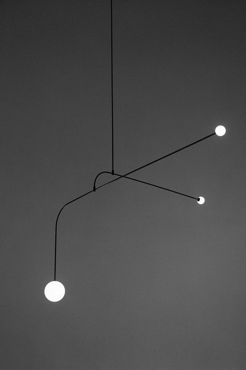 Латунь ручной работы светодиодный подвесной светильник Michael Anastassiades Mobile Chandeliers ARCH-00146111 - Вид №1