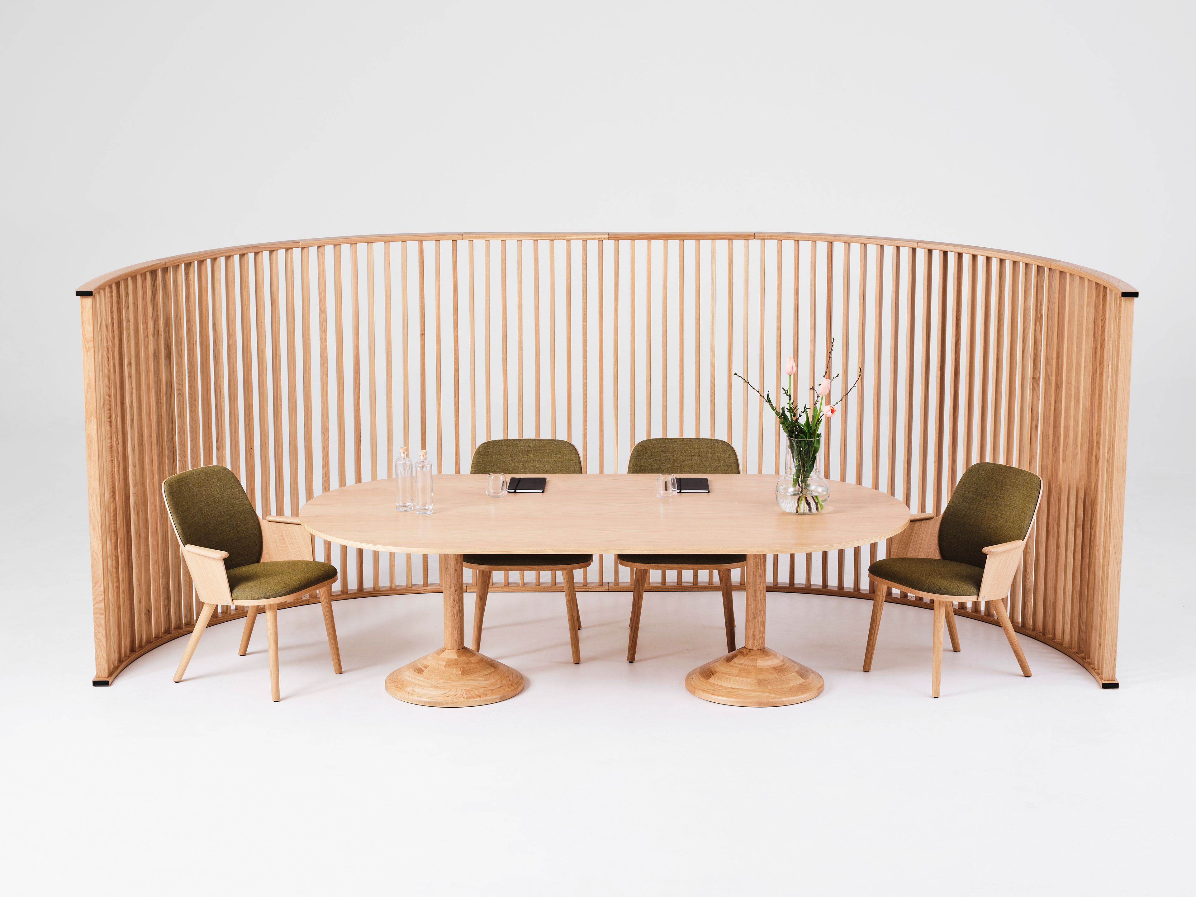 Тканевый стул с подлокотниками Karl Andersson SANDER CONFERENCE ARCH-00117822 - Вид №1