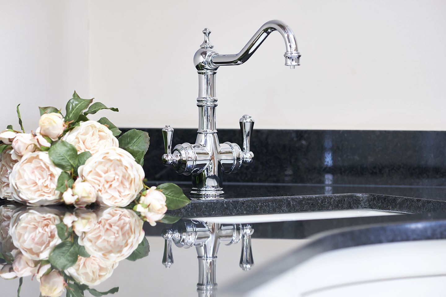 1970 Celeste 3-в-1 Мгновенный водопроводный кран Traditional Perrinandrowe - Вид №2