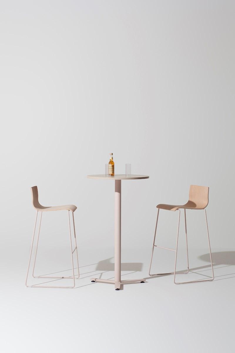 Manerba Офисный стул из бука с подставкой для ног Kori St119f20 - Вид №2