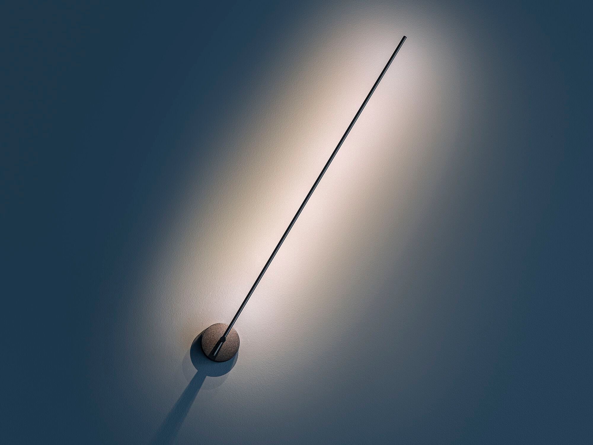 Металлический светодиодный настенный светильник Catellani & Smith Палочка-выручалочка ARCH-00121587