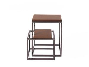 Прямоугольный журнальный столик из хромированной стали и кожи