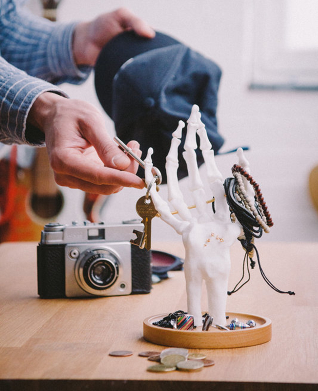 Органайзер для украшений белый Skeleton Hand SUCK UK  00-3880873 Белый  - Вид №3