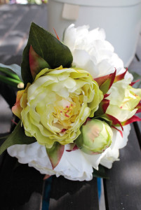 2618 708 a3 Пион шелковый, 6-кратный, 35 см, бело-зеленый H-andreas