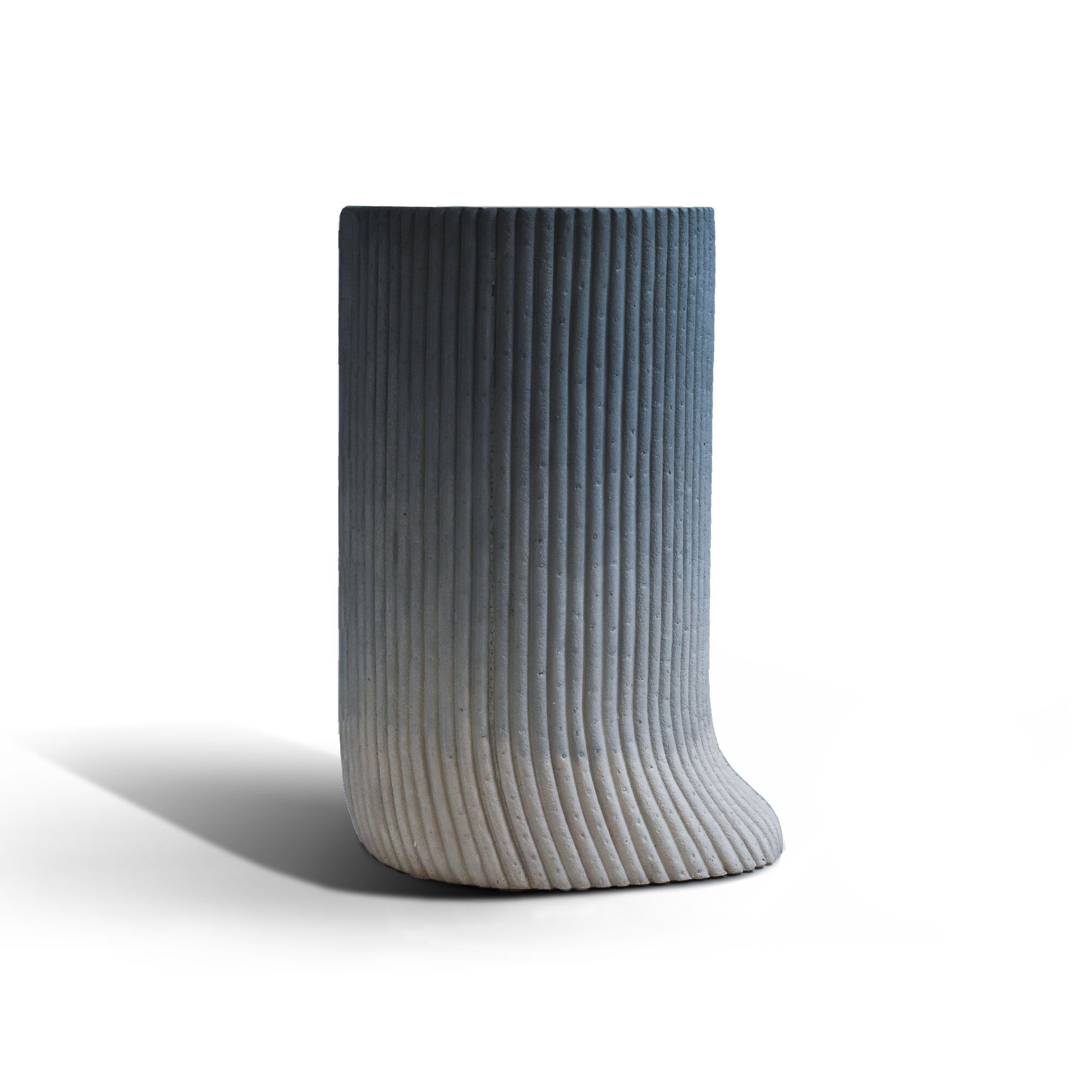 Круглый бетонный журнальный столик URBI et ORBI Medius Terra ARCH-00144895