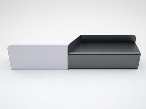 Скамейка из листового металла со спинкой