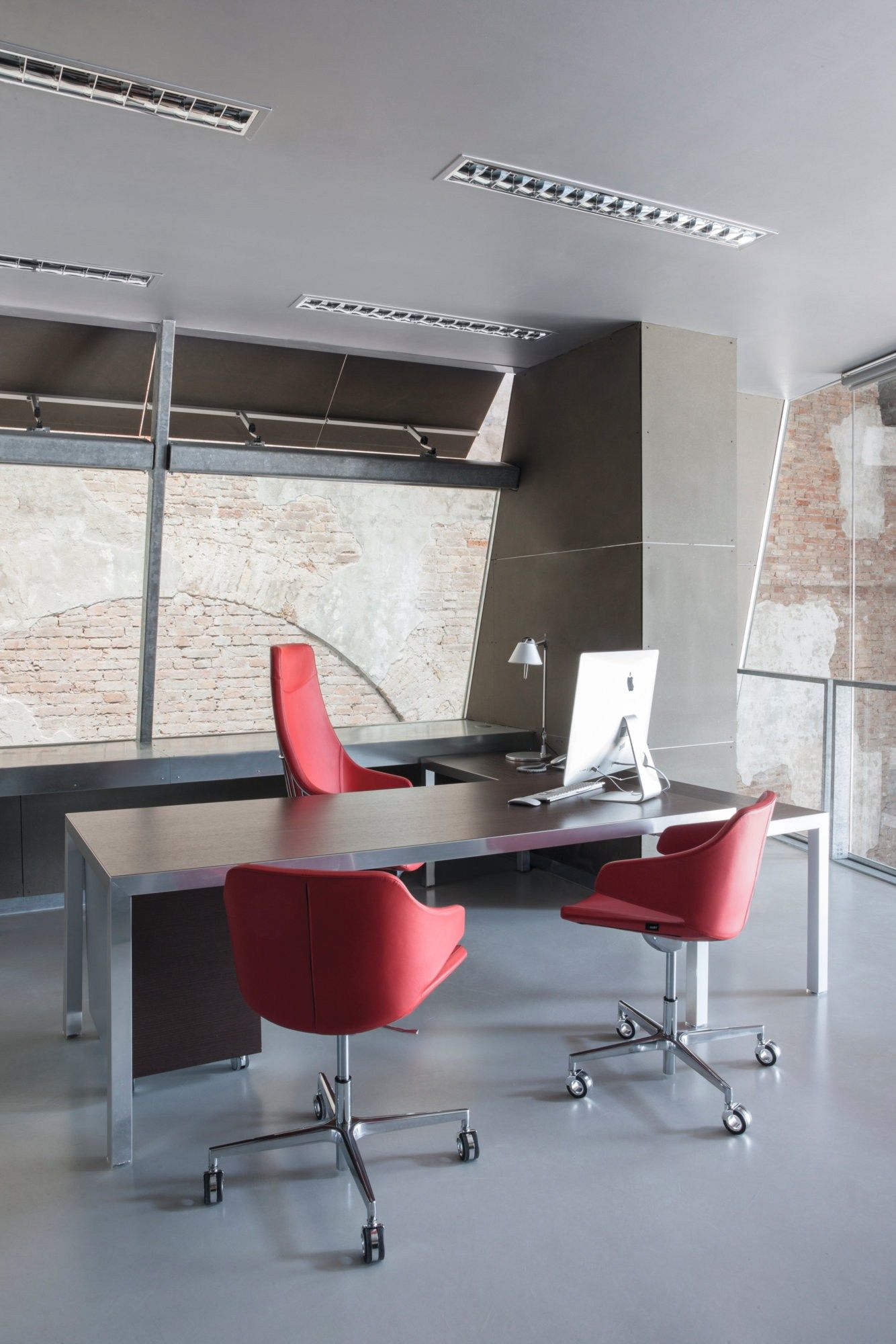 Регулируемое по высоте офисное кресло с колесами 5 спиц Luxy Италия ARCH-00013144 - Вид №12