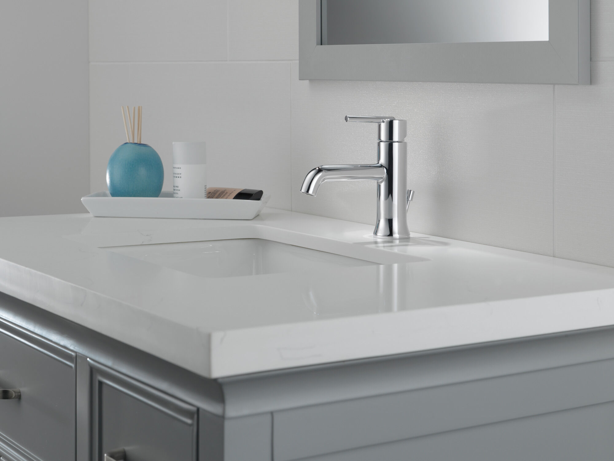 559LF-MPU Смеситель для ванной с одной ручкой Delta Faucet Trinsic Хром  - Вид №12