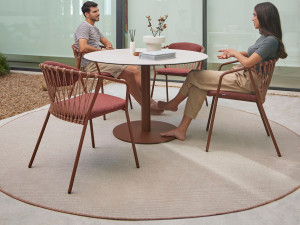 Открытый круглый полипропиленовый ковер