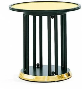 Wittmann Круглый деревянный журнальный столик Fledermaus