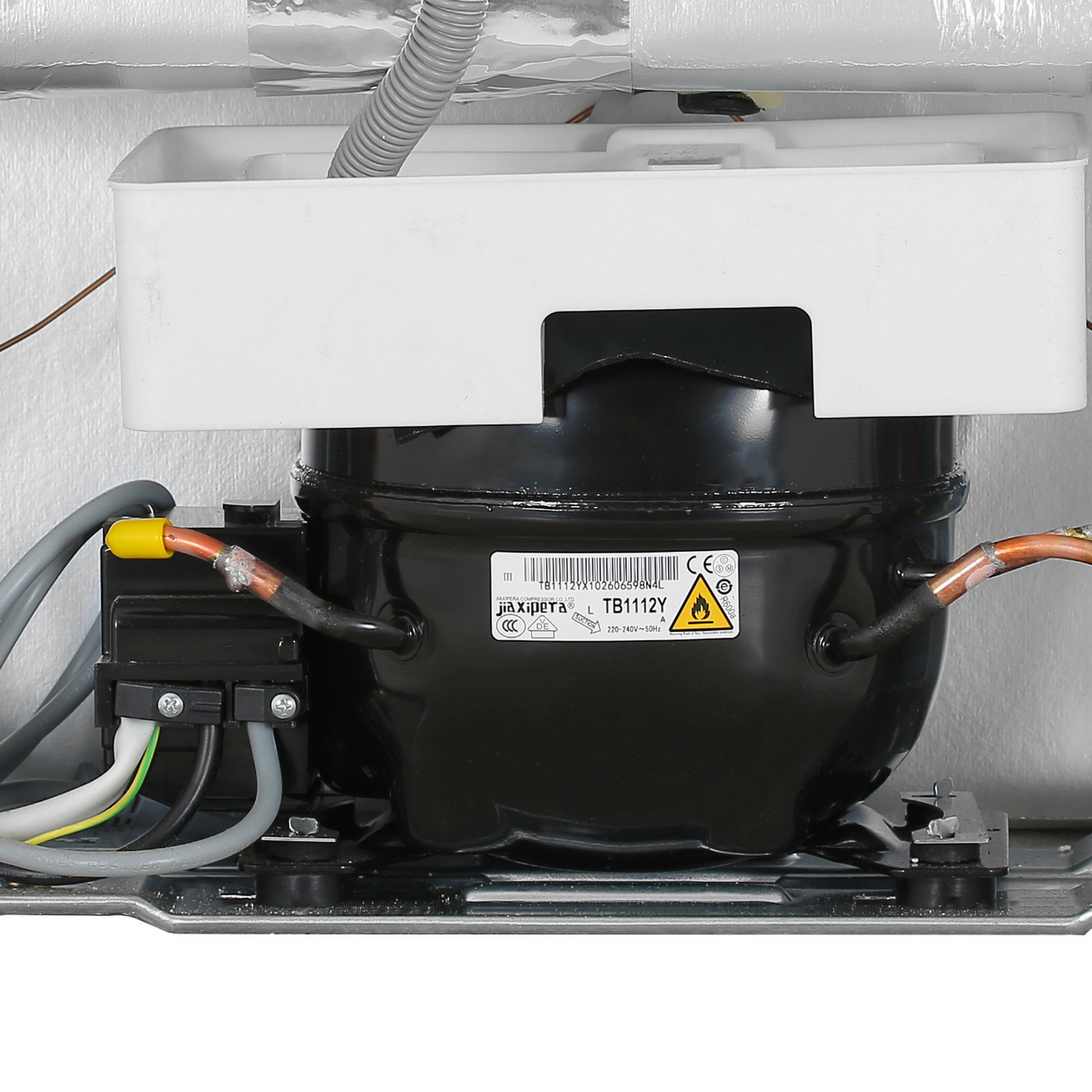 9973261 Встраиваемый холодильник Indesit IBH 20 STDN-0093473 - Вид №9