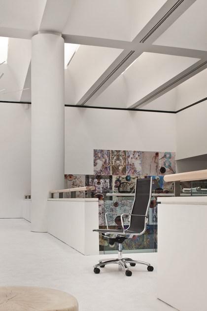 Luxy Стул офисный вращающийся с 5 спицами и подлокотниками Light sun-id-1393321 - Вид №2