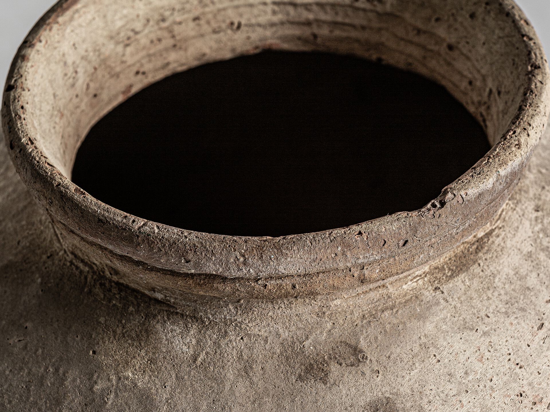 Круглый терракотовый садовый горшок ручной работы Vical Home PHELLES ARCH-00140622 - Вид №1