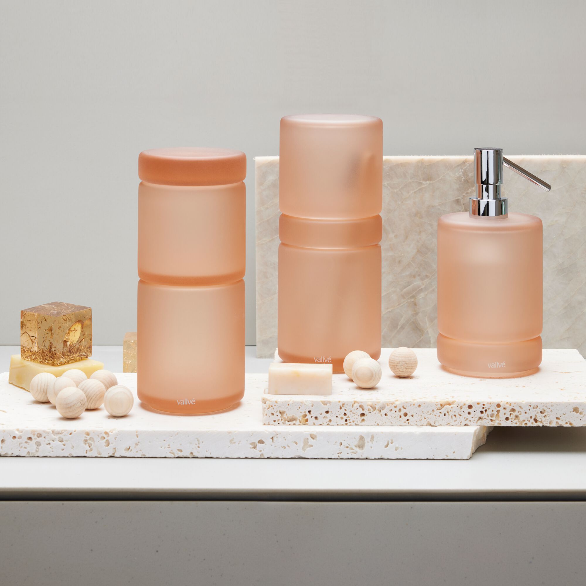 Диспенсер для мыла из смолы Vallvé LUNA ARCH-00032178 - Вид №8