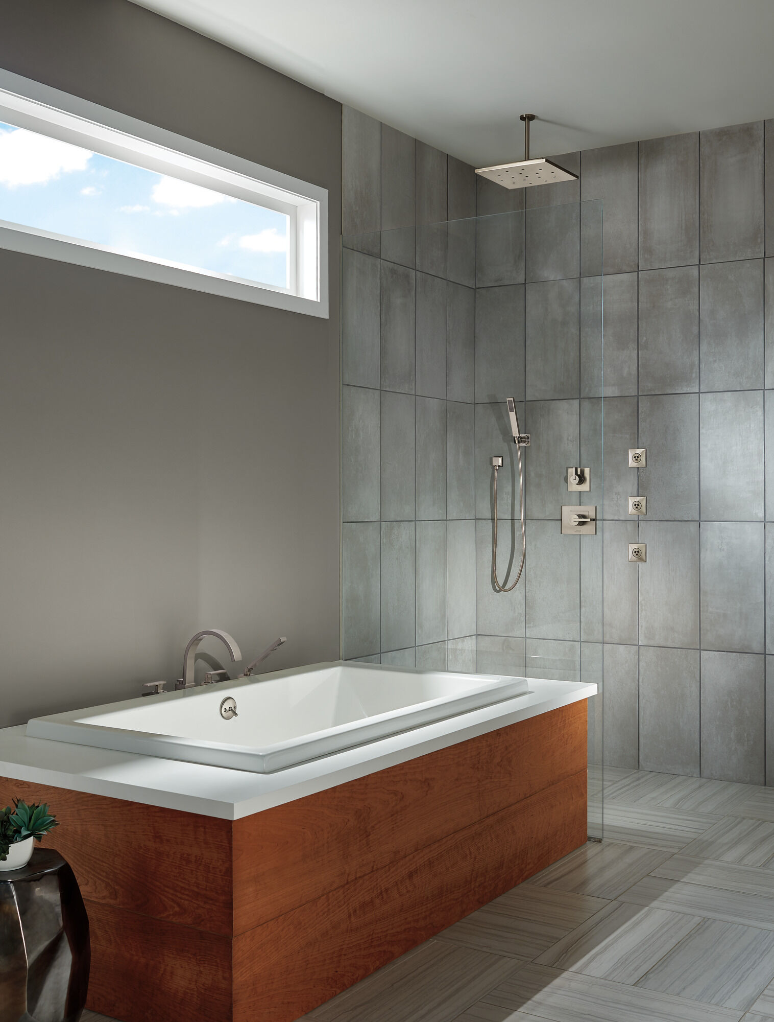 T4753-SS Римская ванна с ручным душем Delta Faucet Vero Нержавеющая сталь - Вид №2