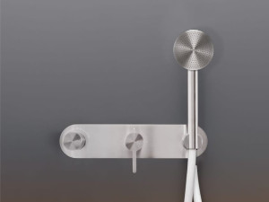 Настенный термостатический смеситель для ванны / душа