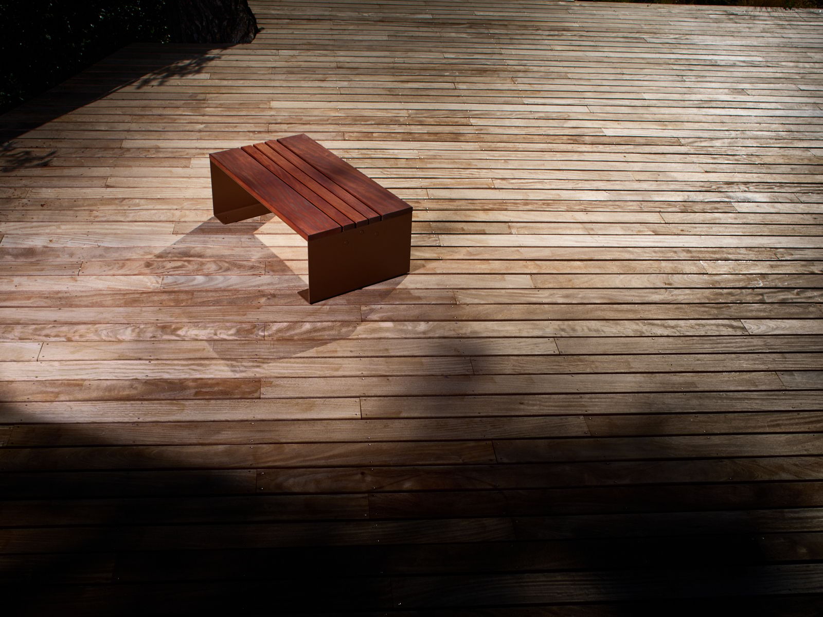 Прямоугольный стол для общественных мест из стали и дерева CYRIA Pysa ARCH-00150965