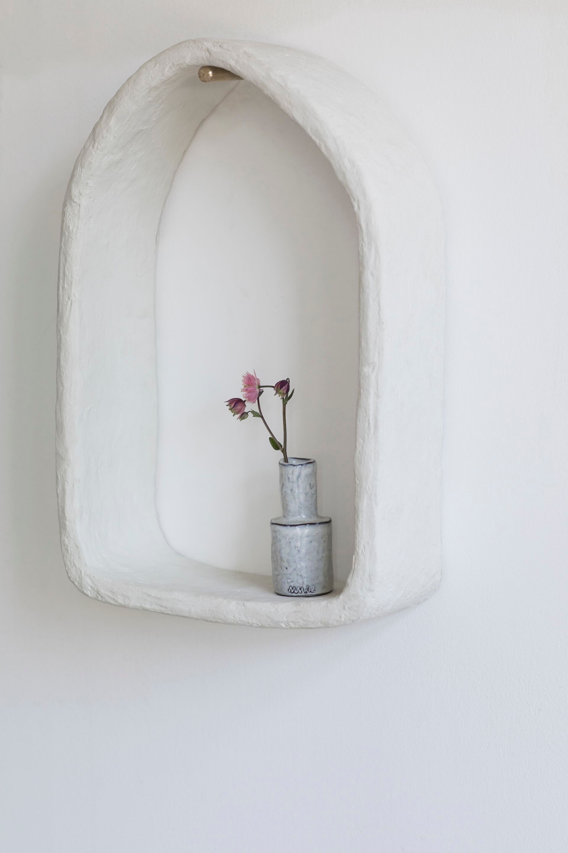 Настенная ниша из пестой бумаги Serax Earth interior accessories ARCH-00009142 - Вид №1