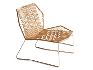 Кресло с плетением из инженерного пластика