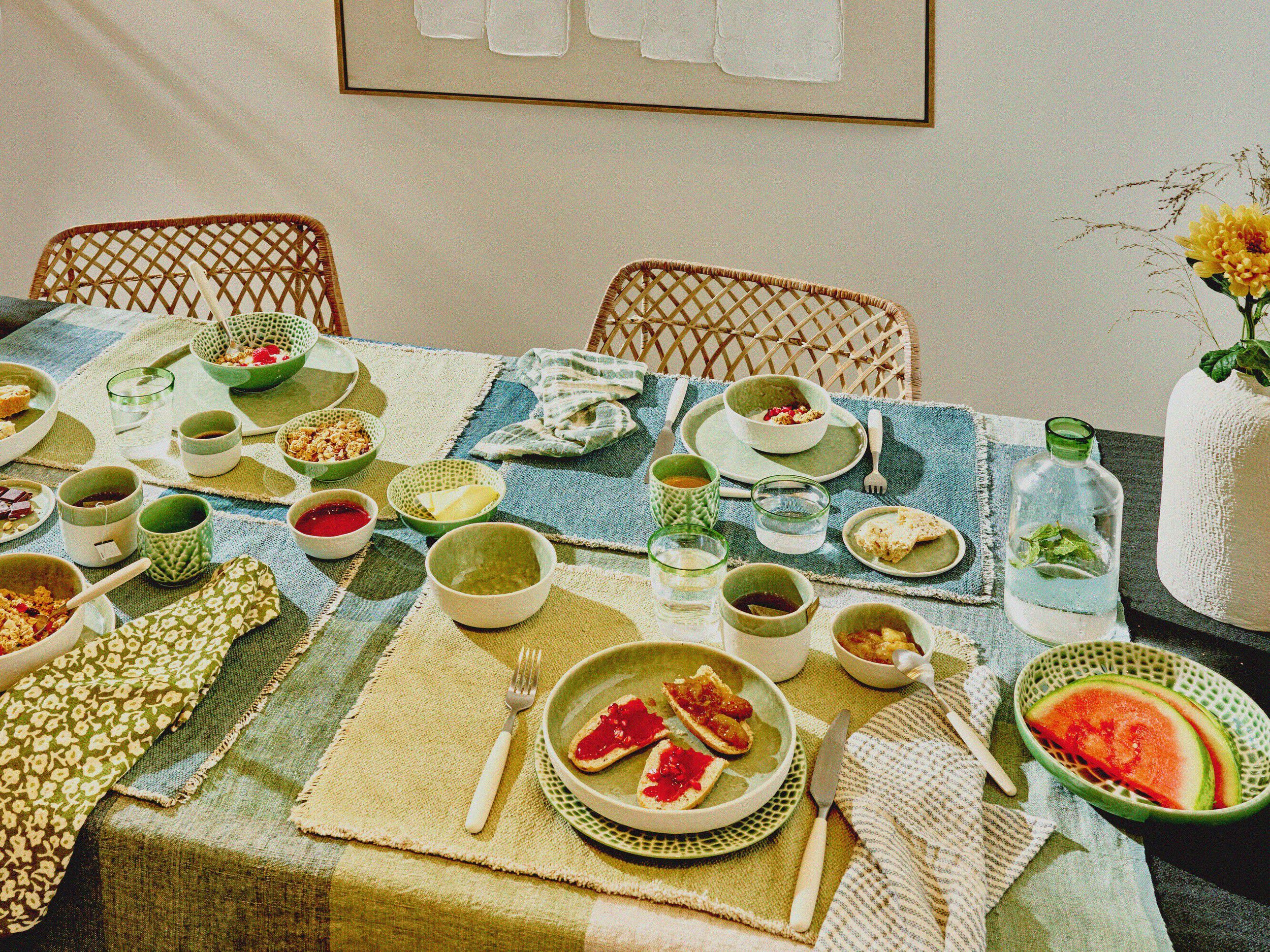 Фарфоровая круглая десертная тарелка POMAX Lotus ARCH-00102619 - Вид №13