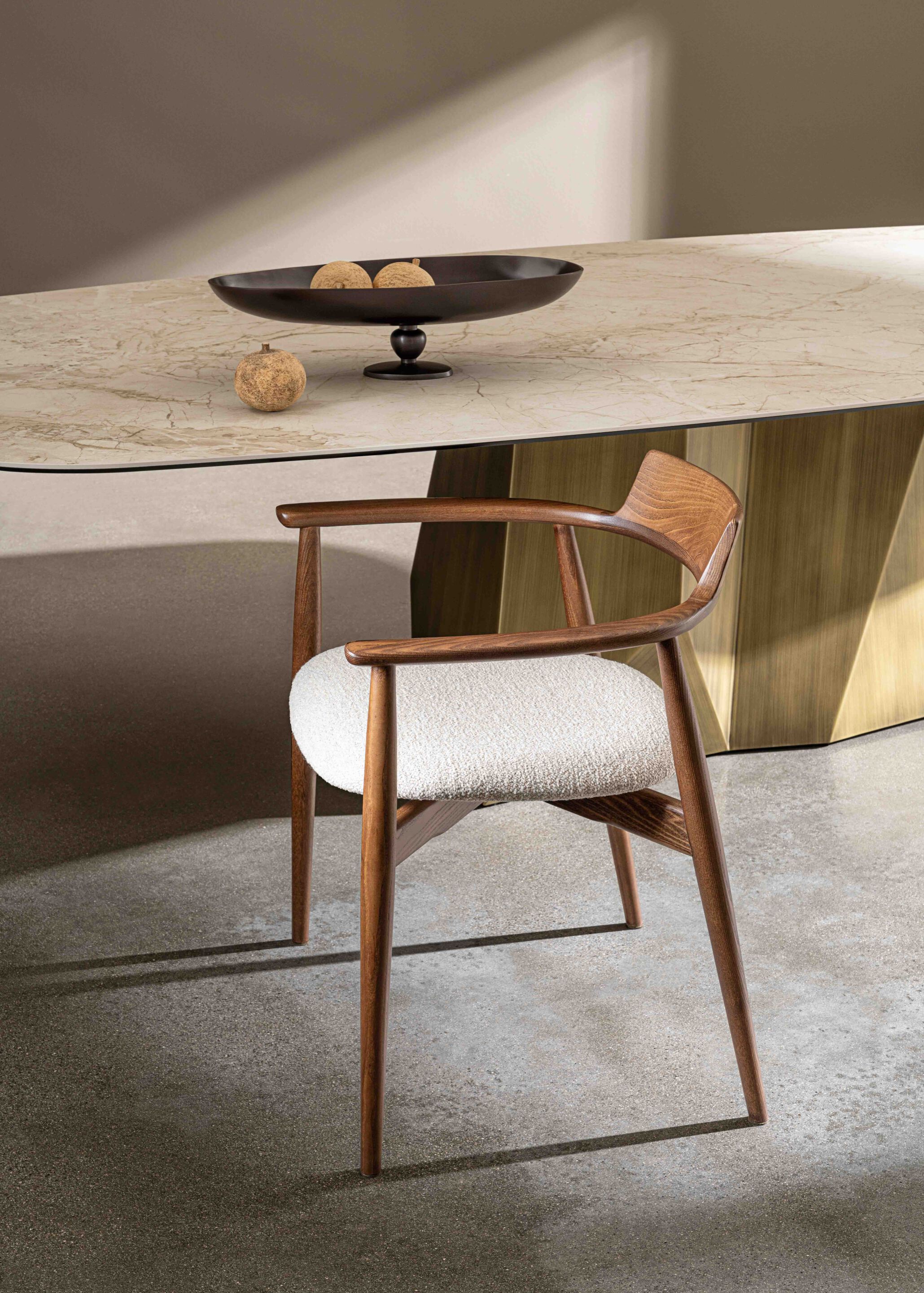 Деревянный стул с подлокотниками Sovet Italia XENIAL ARCH-00060575 - Вид №1