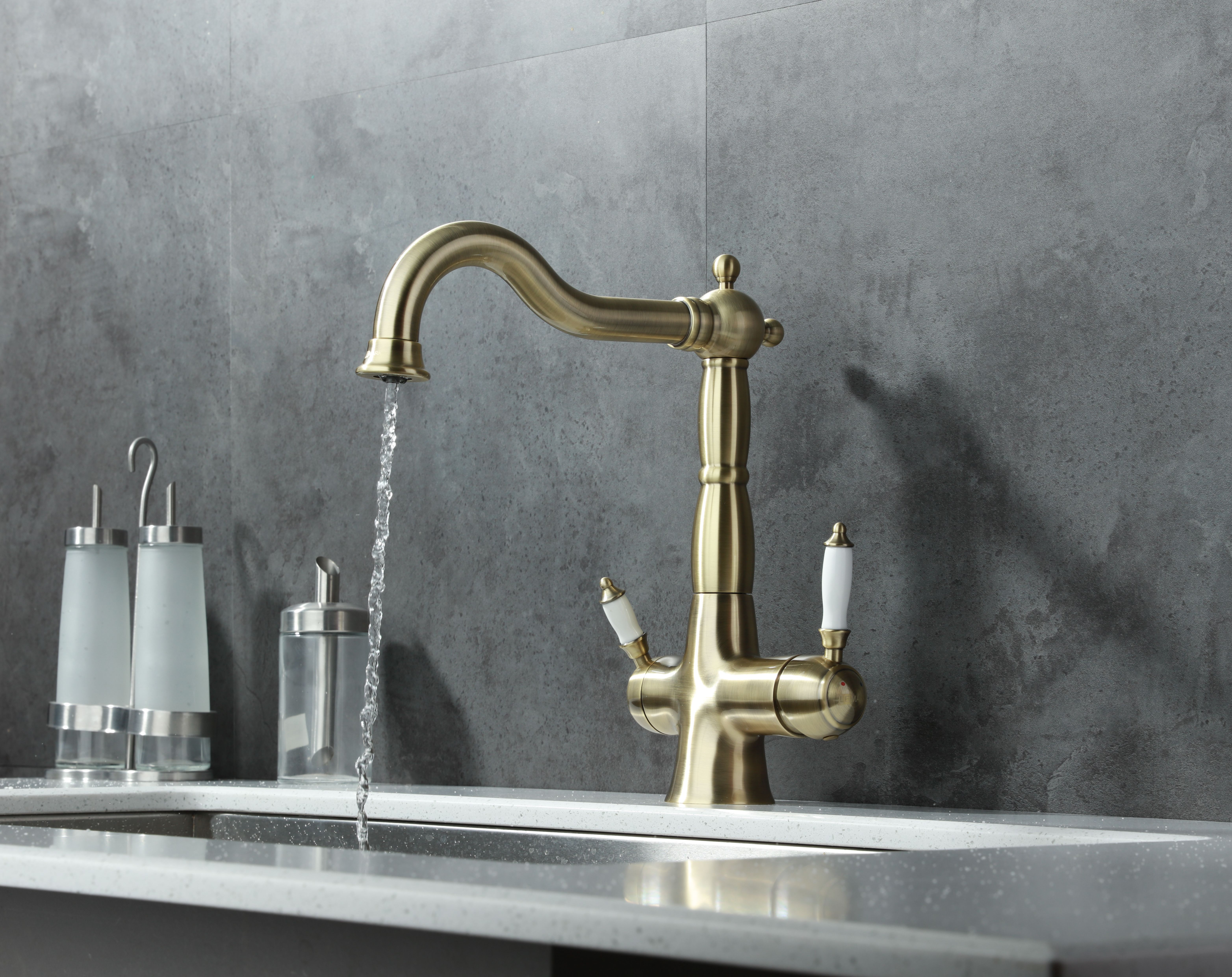 LM4858B Смеситель Villa для кухни с подключением к фильтру с питьевой водой LEMARK VILLA - Вид №2