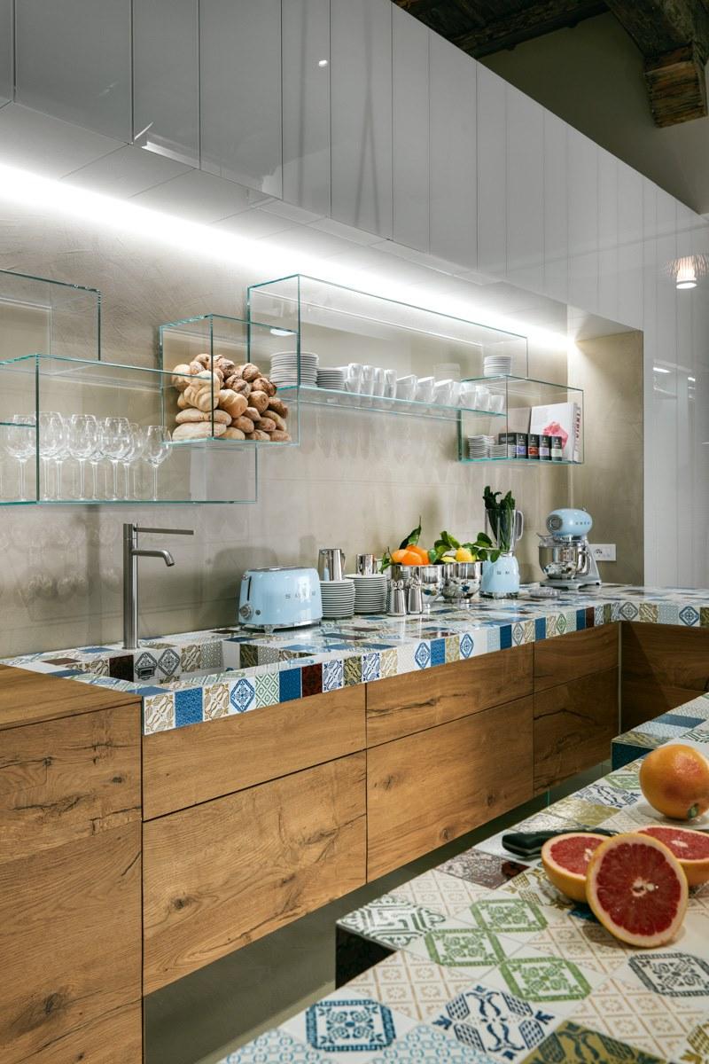 Lago Кухня с полуостровом 36e8 sun-id-1353815 - Вид №1