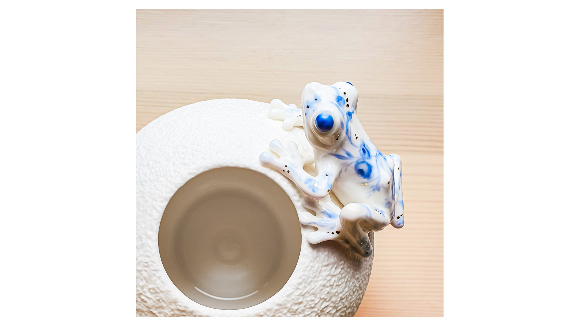 10666540 RUPOR manufactory Ваза Rupor Лягушка 14см, голубой, фарфор Фарфор  - Вид №3