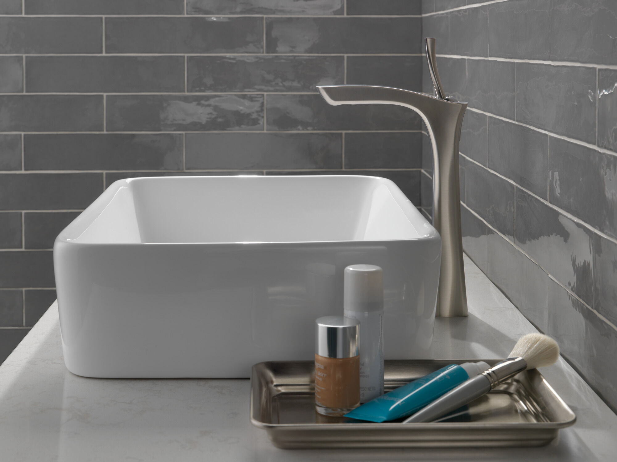 752LF-SS Смеситель для ванной комнаты с одной ручкой Delta Faucet Tesla Нержавеющая сталь - Вид №3