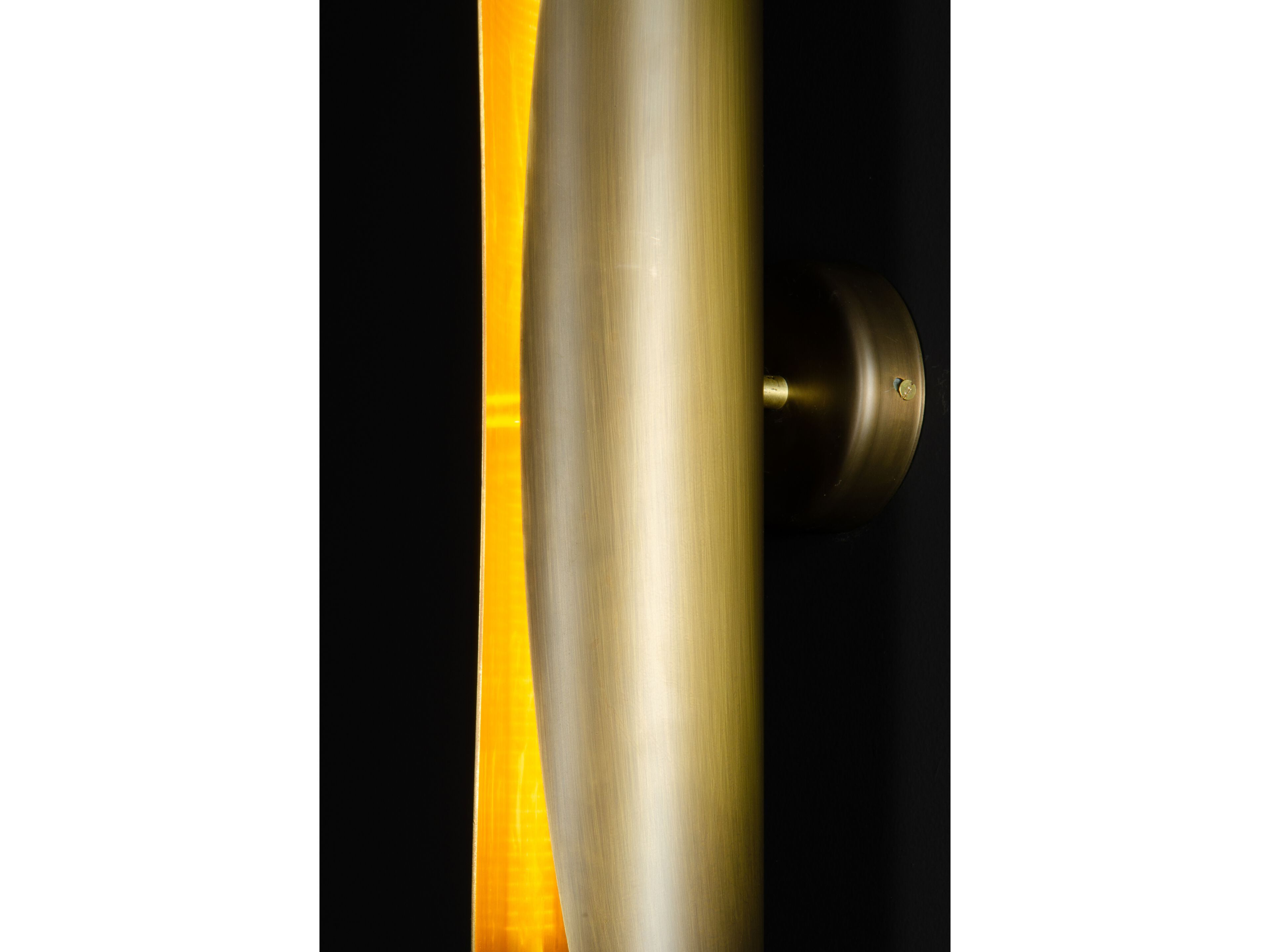 Латунный светодиодный настенный светильник Renzo Serafini складка ARCH-00108685 - Вид №1