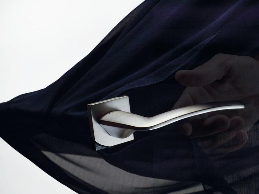 LINEA CALI' Ручка из хромированной латуни на пластине Ala sun-id-1445848 - Вид №1