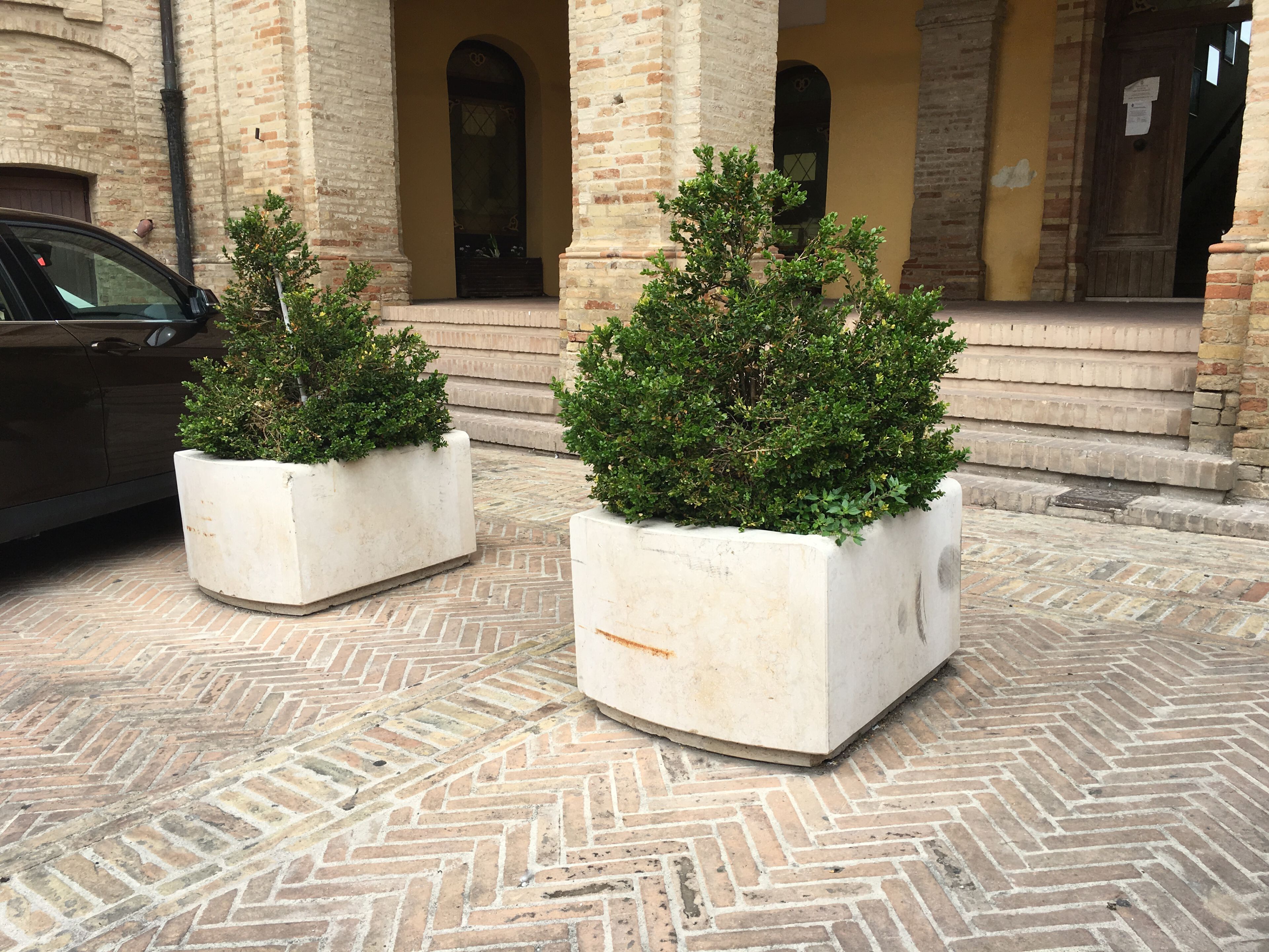 Прямоугольная бетонная плантатор Studio Città STONE ARCH-00071987 - Вид №1