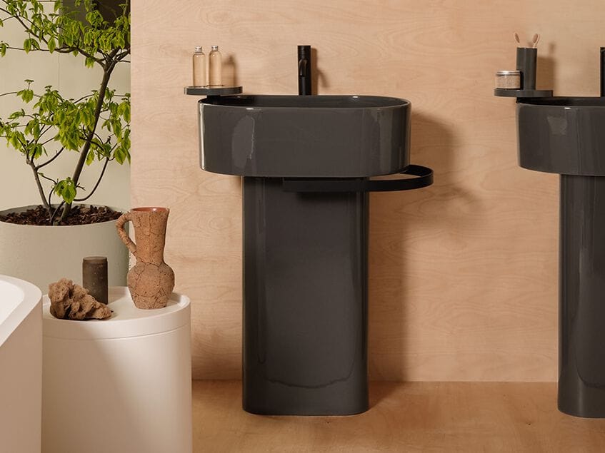 Керамическая овальная отдельно стоящая раковина с держателем для полотенец Ceramica Cielo Otis ARCH-00115648