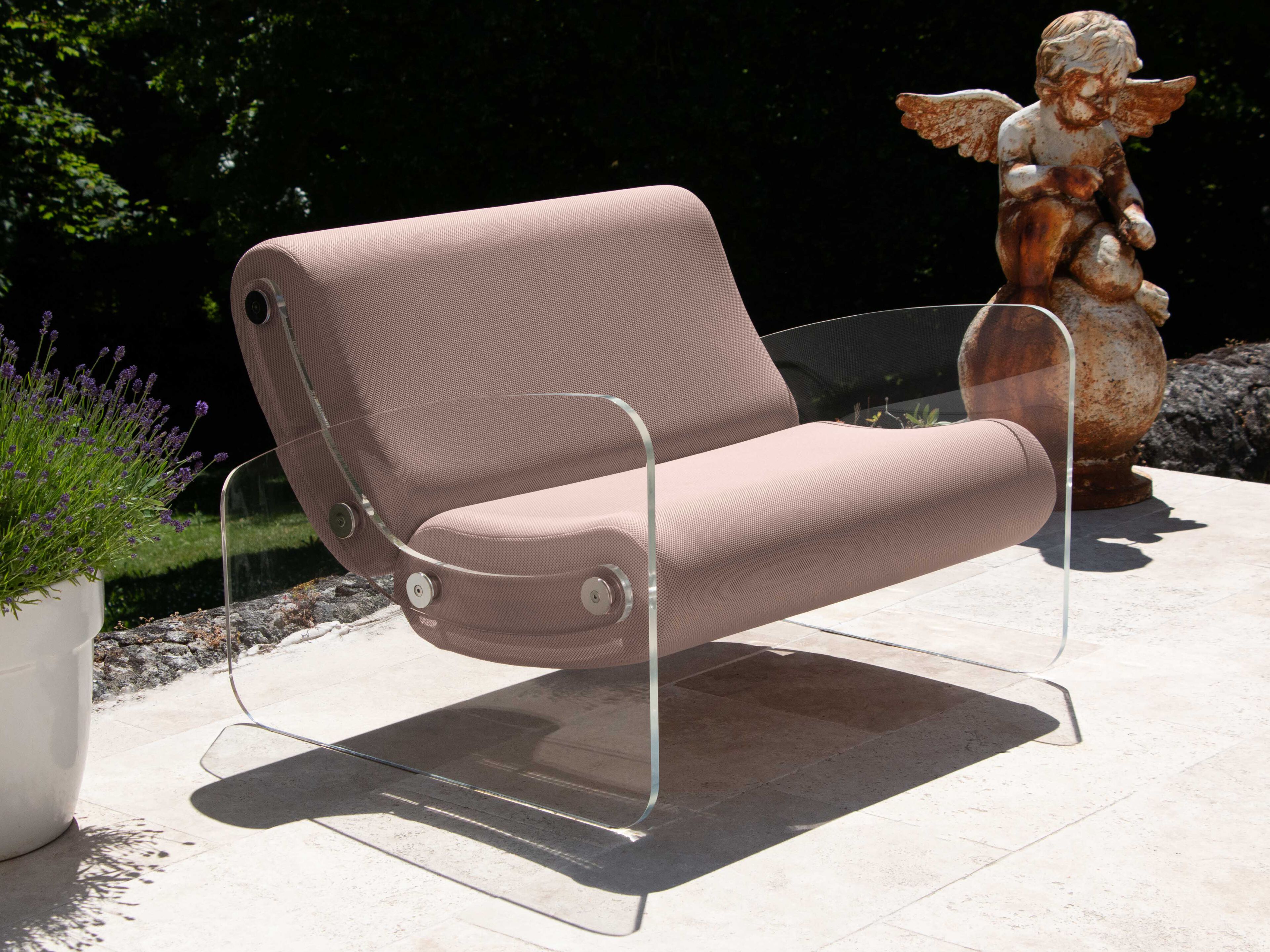 Кресло из ПММА и ткани с подлокотниками KUUMO MW03 ARCH-00044587 - Вид №1