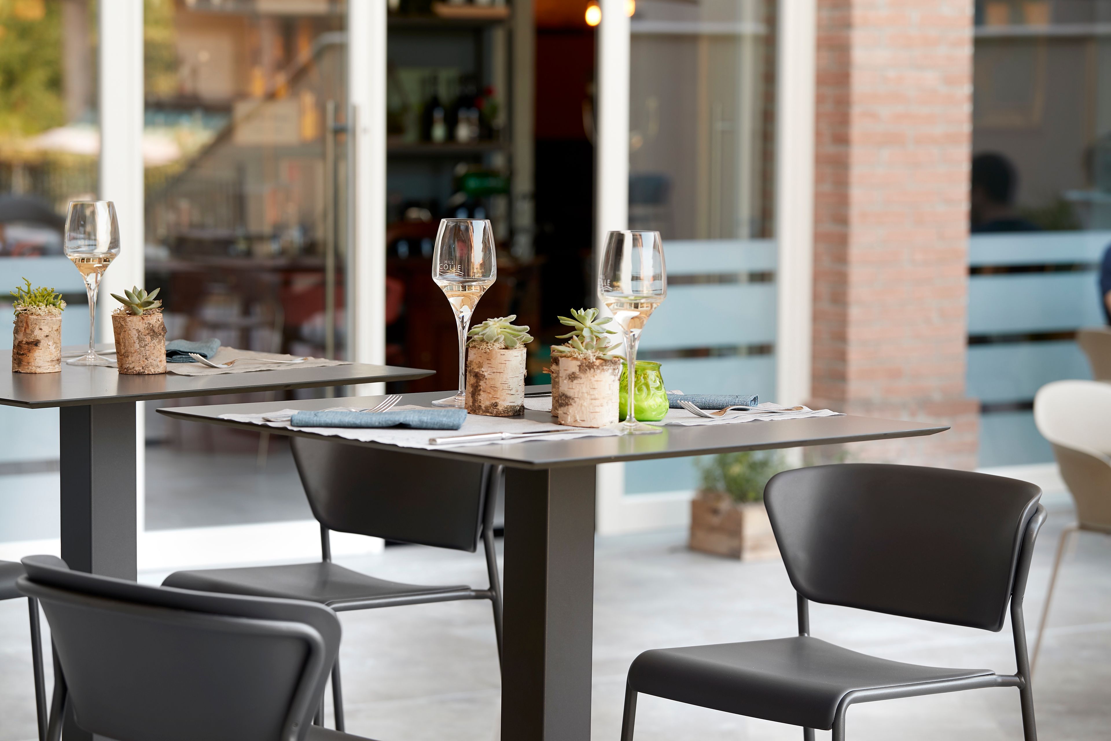 Квадратный стол для контракта S-CAB Tiffany ARCH-00046419 - Вид №3