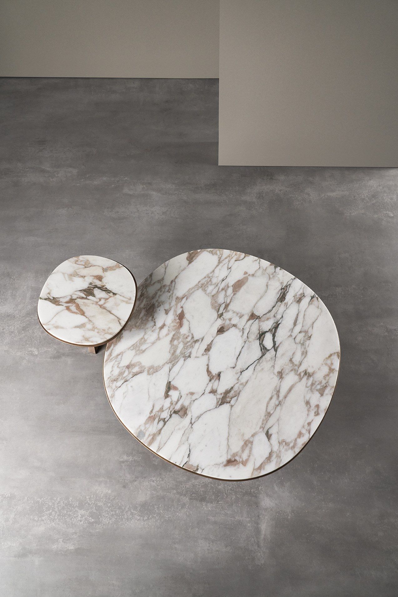 Мраморный круглый журнальный столик Meridiani Edition Shine ARCH-00094907 - Вид №1