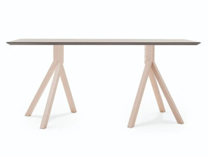 Прямоугольный стол с каркасом из ореха или бука