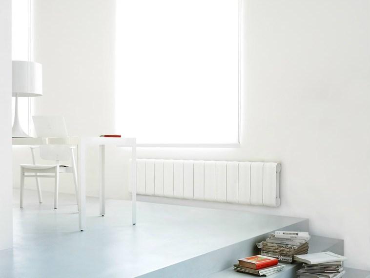 Tubes Radiatori Горизонтальный настенный радиатор Elements St - Вид №3