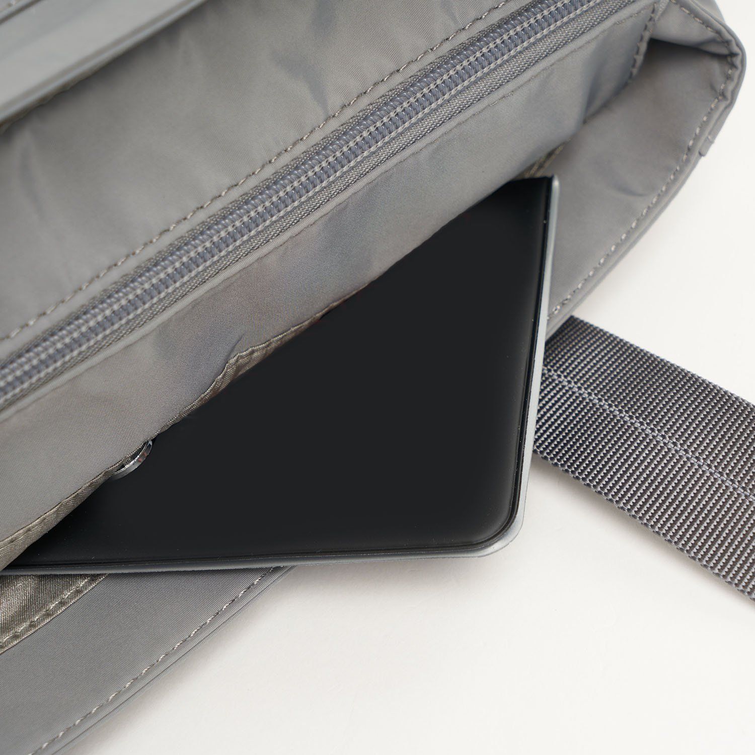 HIC402M/154-03 Сумка HIC402M Eva M RFID Hedgren Inner City  - Вид №5